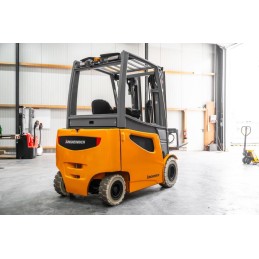 JUNGHEINRICH EFG 425 k - 2500 kg jusqu'à 4700 mm 15540